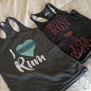 Set of 2 razor back tanks